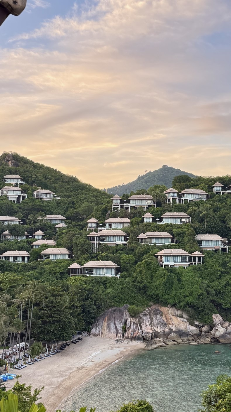 ·ÎºñÀü°æ ·Îºñ¿¡ µé¾î¼¸é ¸»µµ¾ÈµÇ´Â ºä°¡ º¸ÀÔ´Ï´Ù.