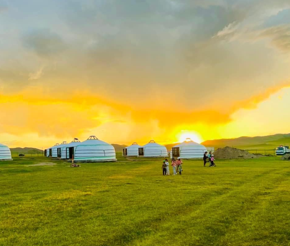 ��������