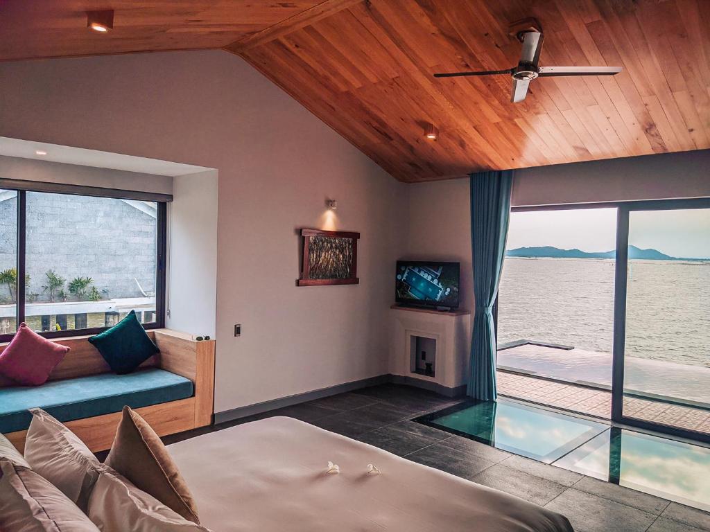 ��������